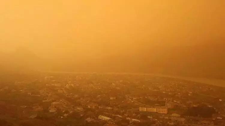 Çöl tozu ne zaman bitecek kaç gün sürecek? Meteoroloji’den bölge bölge uyarı geldi! Çöl tozu nedir, faydaları nelerdir?