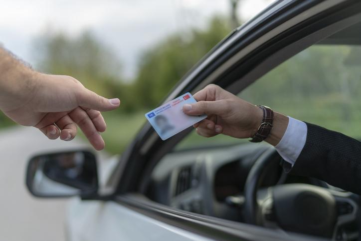 gecerlilik suresi doluyor eski tip ehliyetlerde kritik tarih ehliyet yenileme ne zaman bitecek 2024 tvaTS5zD